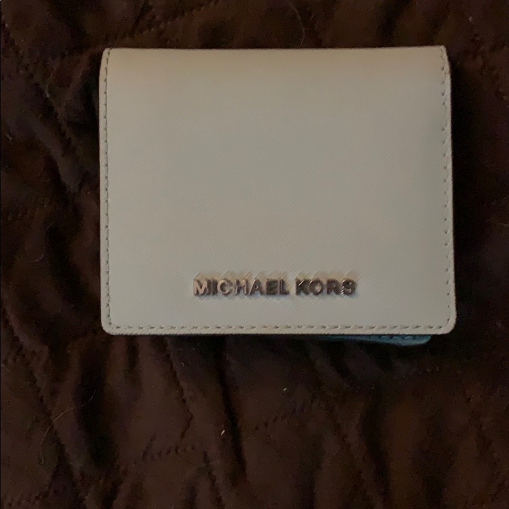 Small pale blue wallet Michael Kors. Like new